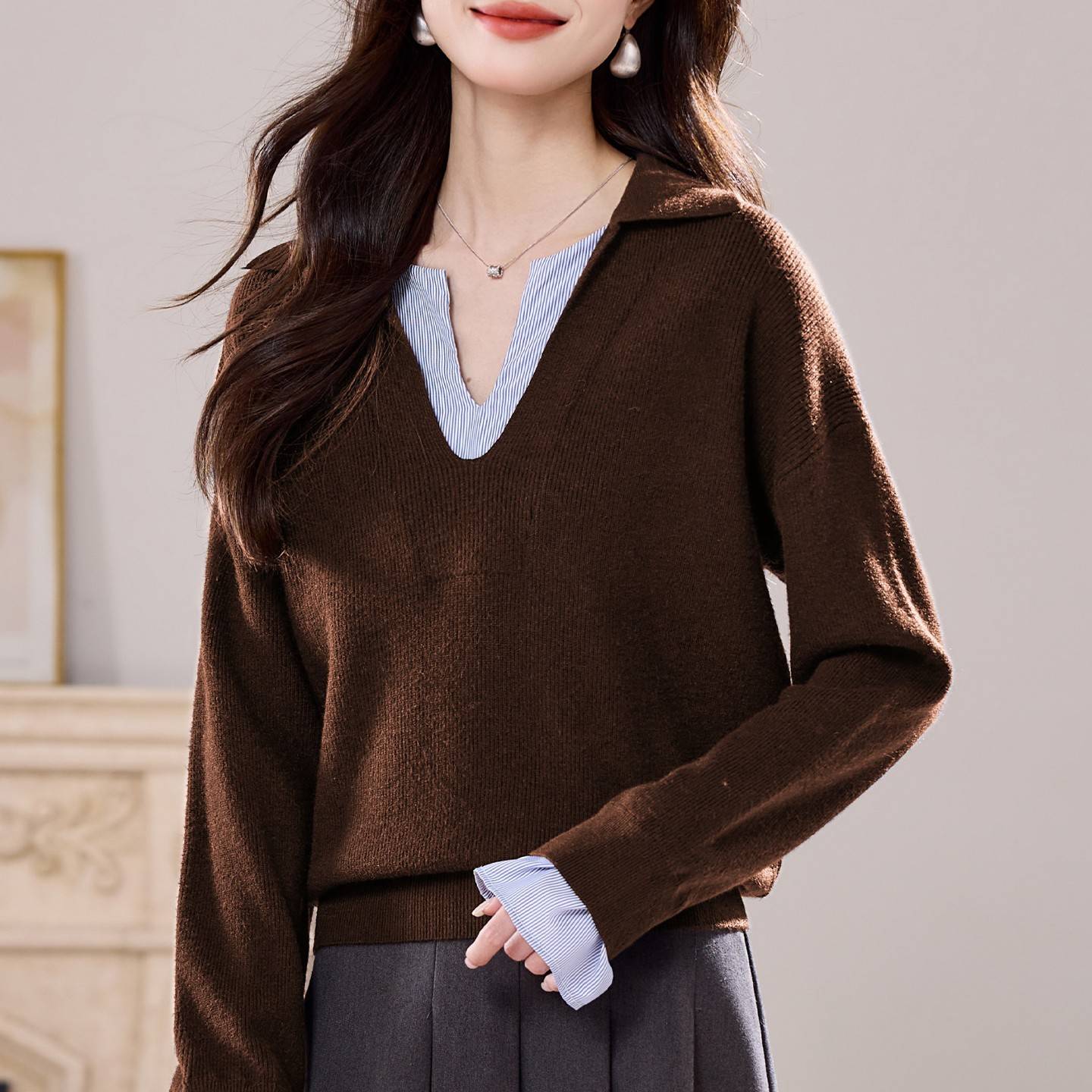 假两件高级V领针织打底衫女2025新款洋气大码女装上衣秋冬毛衣