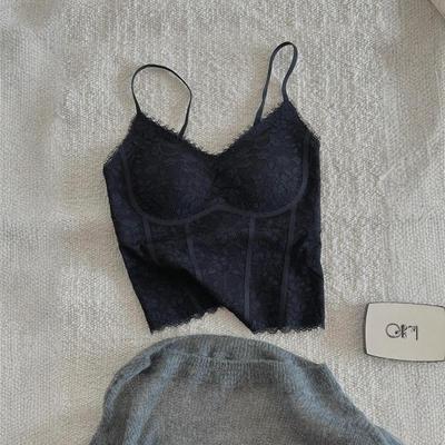 内搭纯欲蕾丝吊带背心带杯垫一体