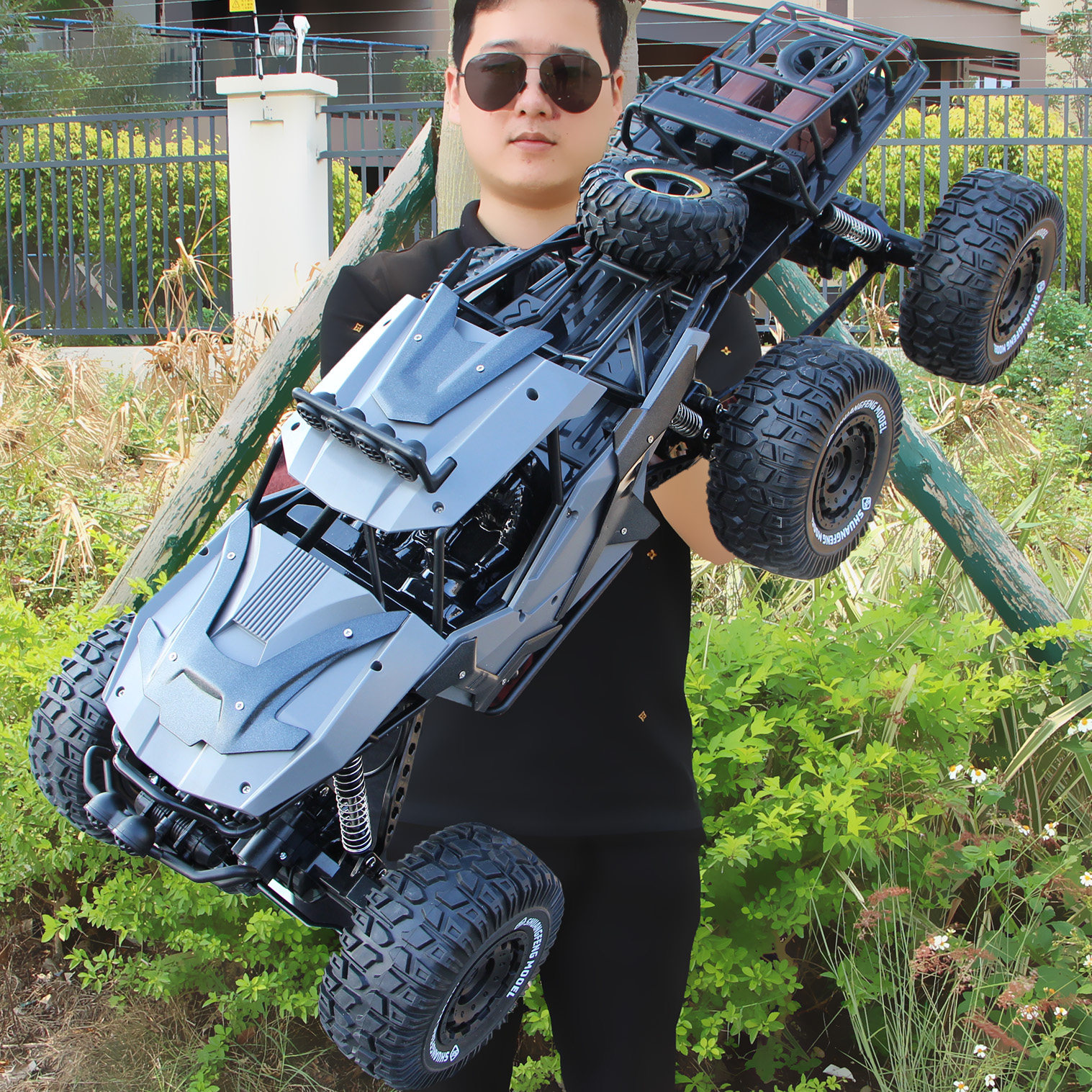 巨无霸合金遥控汽车越野车四驱高速远程车八轮攀爬车儿童男孩玩具,玩具/童车/益智/积木/模型,电动/遥控车,淘宝优惠券,粉丝福利购,淘宝优惠卷