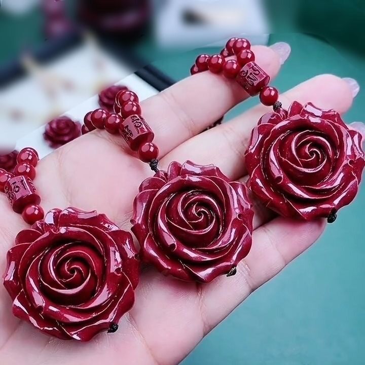 天然朱砂玫瑰花吊坠项链