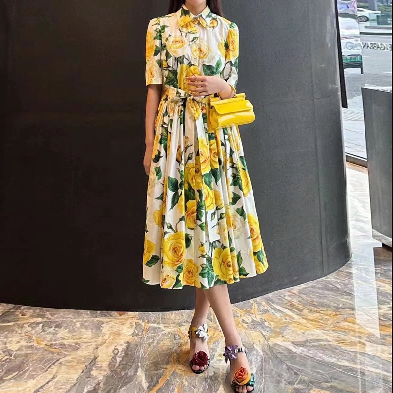 黄色连衣裙2026春夏府绸棉女玫瑰印花衬衣单排扣开衫式短袖中长裙