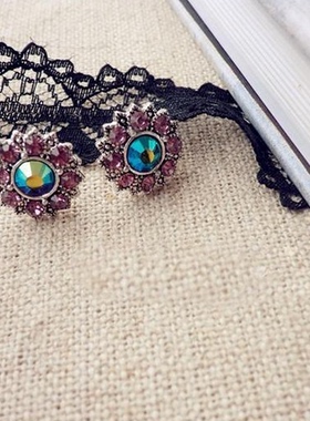 滢朵朵韩版热卖闪闪系列 Vintage 绽放复古花朵 镶钻耳钉 D01328