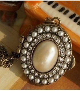 欧美复古珍珠镶钻毛衣链