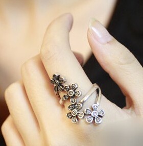 滢朵朵波西米亚可爱复古朵朵梅花戒指指环 C02227