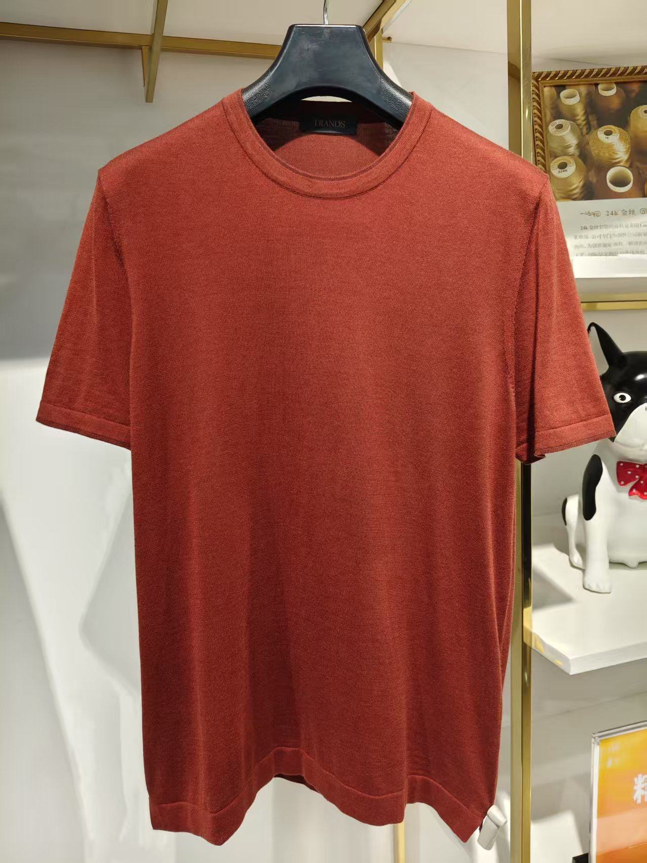TRANDS短袖体恤LORO PIANA的桑蚕丝和棉混纺，吊牌价4280特价980