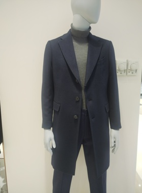 TRANDS羊绒大衣.意大利面料商colombo提供的奢华山羊绒面料