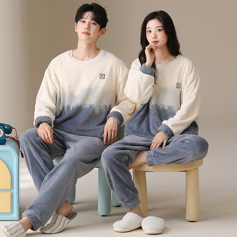 2025冬季新款法兰绒情侣睡衣男女款简约长袖保暖家居服套装可外穿