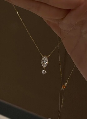 「一滴泪」清冷感水滴吊坠项链精致小众设计时尚气质复古百搭项链