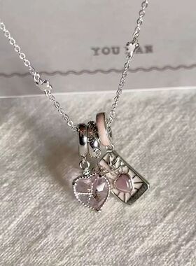 恋爱卡牌新款吊坠爱心项链时尚塔罗时尚高级小众锁骨链女