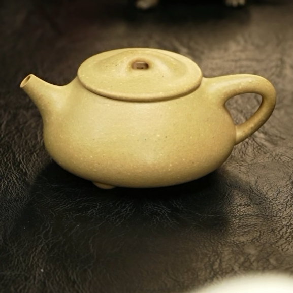 梨皮绿泥景舟石瓢