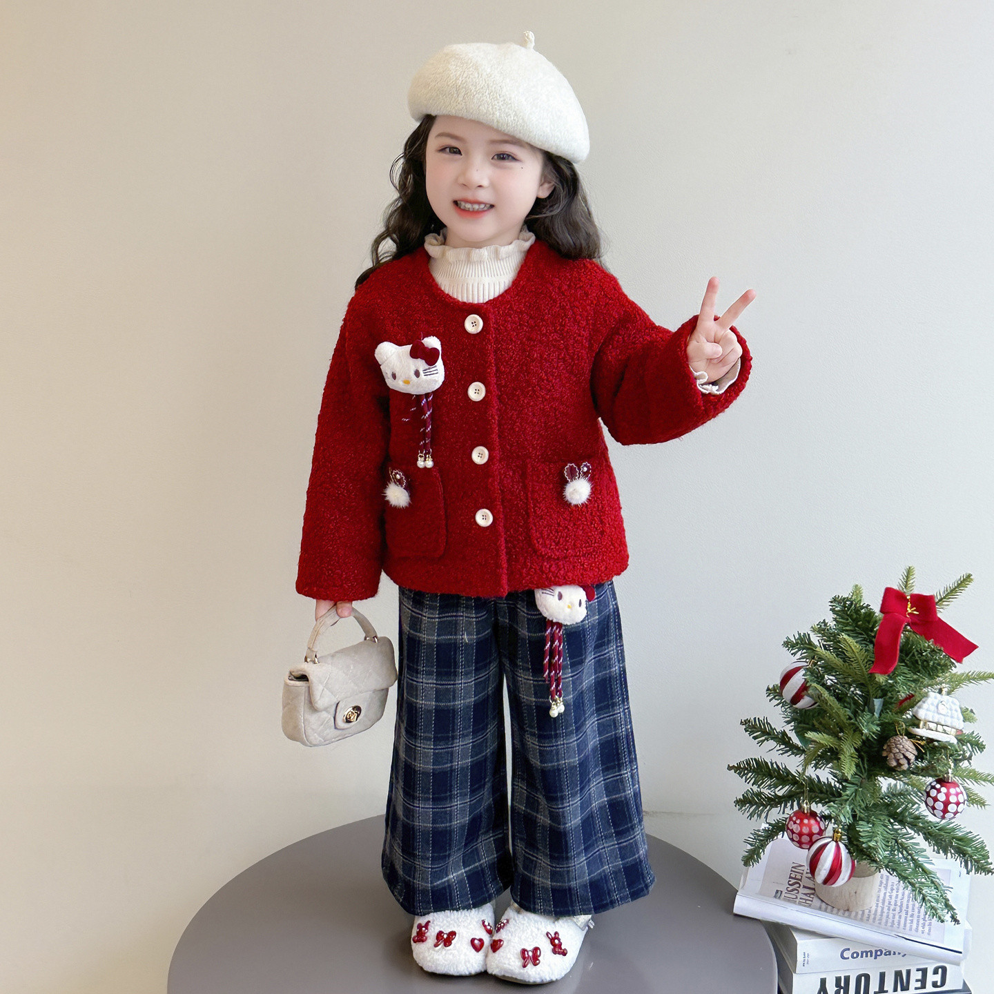 女童套装秋冬洋气加厚儿童外套女孩毛衣冬季加绒宝宝格子裤三件套