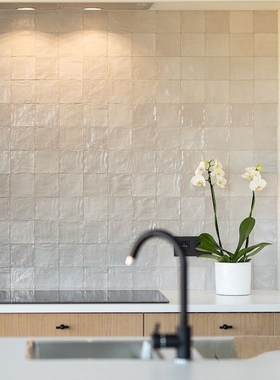 贝壳砖真正西班牙进口瓷砖复古手工珍珠小白砖厨房卫生间浴室墙砖