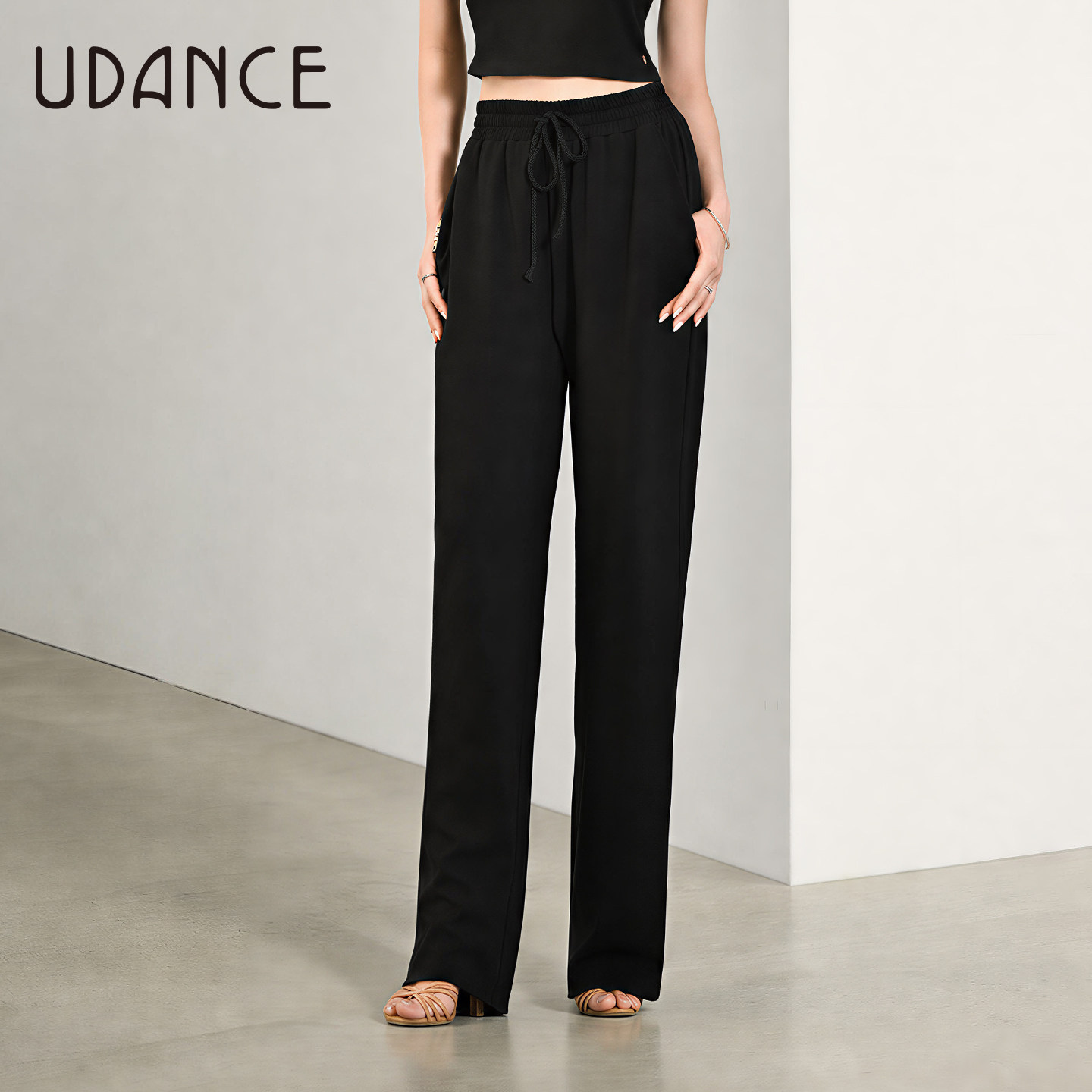 UDANCE拉丁舞裤子女新款舞蹈练功服运动裤显瘦直筒休闲长裤 BD110 - 实物图