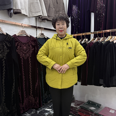 年轻妈妈冬装新款休闲连帽棉服外套40岁50针织毛线帽夹棉宽松中长