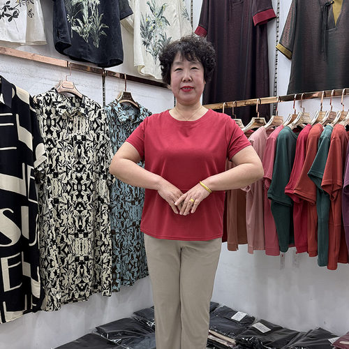 中年妈妈夏季新款圆领莫代尔短袖t恤衫50多岁奶奶纯色透气体恤衫