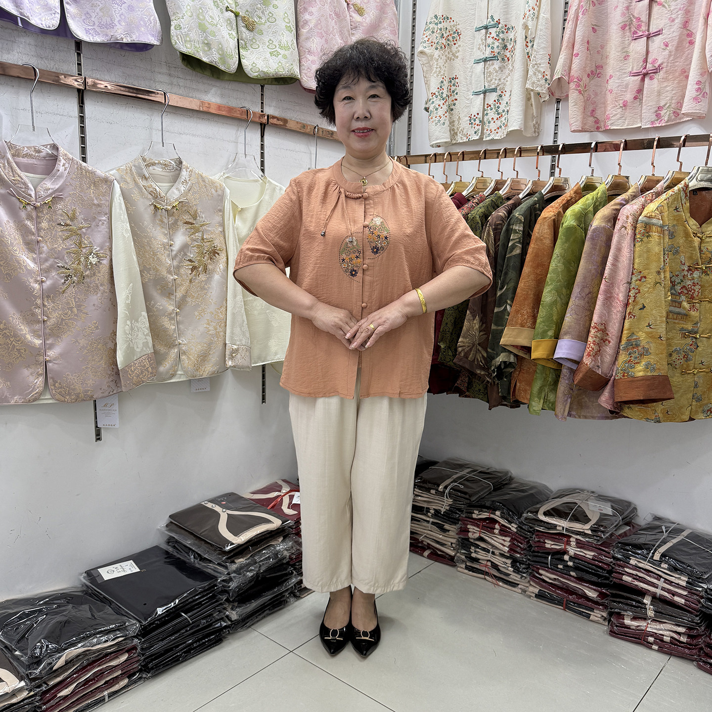 【200斤】妈妈夏装新款圆领棉麻国风衬衫女短袖奶奶休闲绣花套装