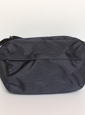 胸包日本斜挎包女简约男纯色单肩包情侣韩版潮包包