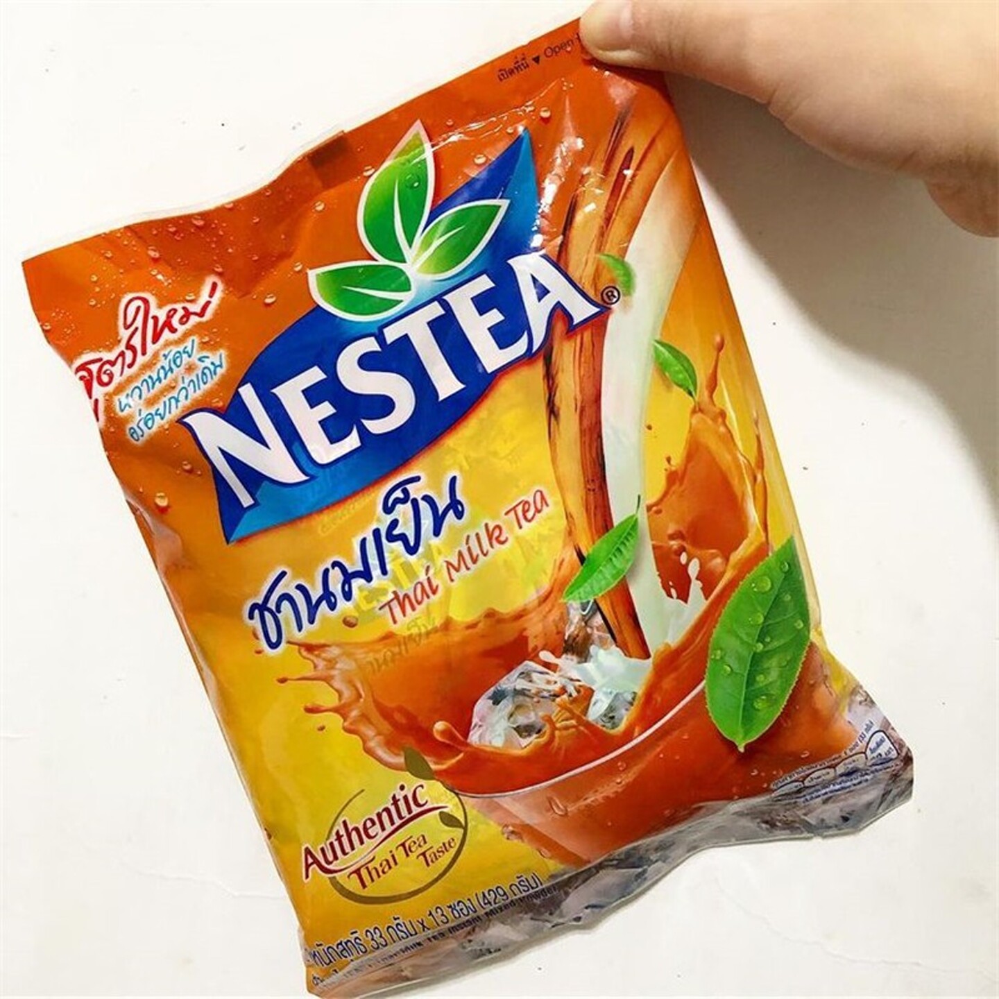 泰国进口7-11便利店雀巢泰式奶茶棉花糖黑糖速溶欧蕾拿铁免煮奶茶
