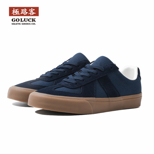 极路客午夜蓝生胶底德训滑板鞋