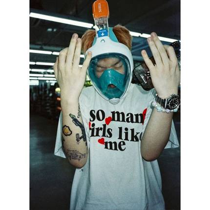 MerryWannaBe MWB capper同款“所有女孩都喜欢我”标语短袖T恤