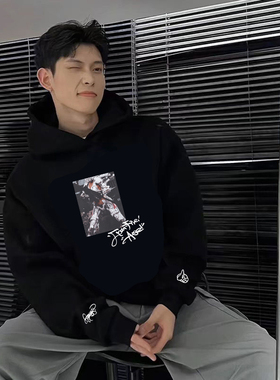 MerryWannaBe MWB枪火天使系列Gun-fireAngel手绘签名连帽卫衣