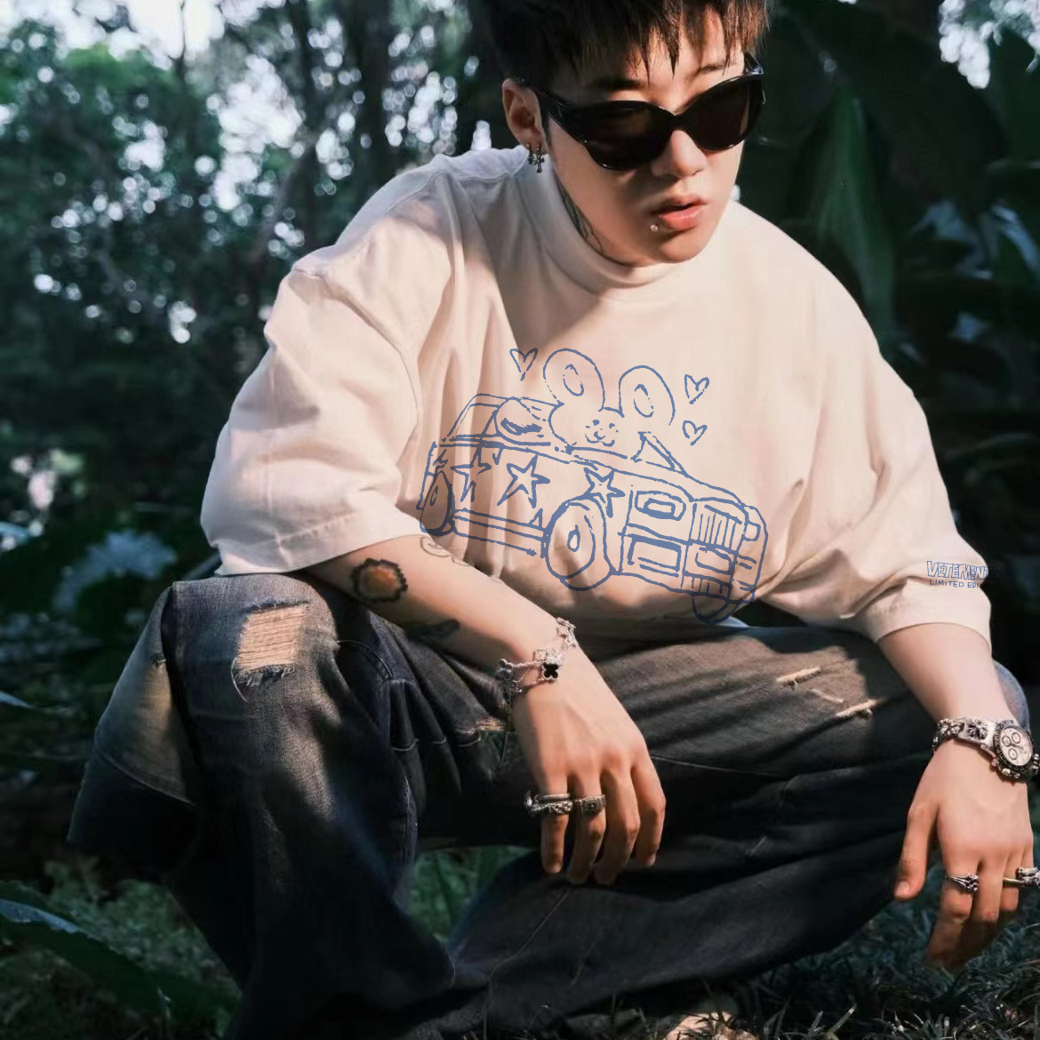 MerryWannaBe爱心兔子汽车T恤