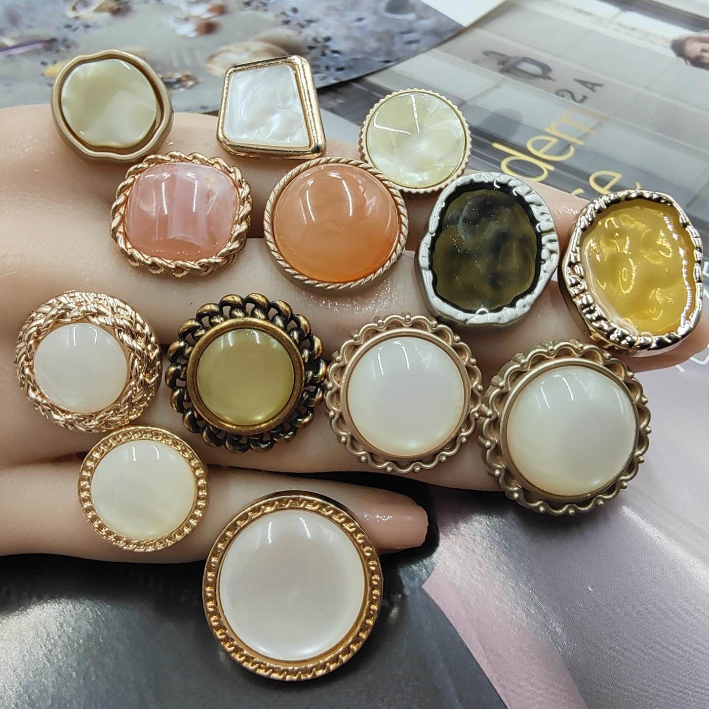 高档复古仿玉金属猫眼圆形纽扣子彩色手缝扣大衣服扣子不规则,居家布艺,纽扣,淘宝优惠券,粉丝福利购,淘宝优惠卷