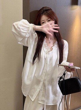 法式温柔风荷叶边设计感薄款长袖衬衫女2026春季新款宽松V领上衣