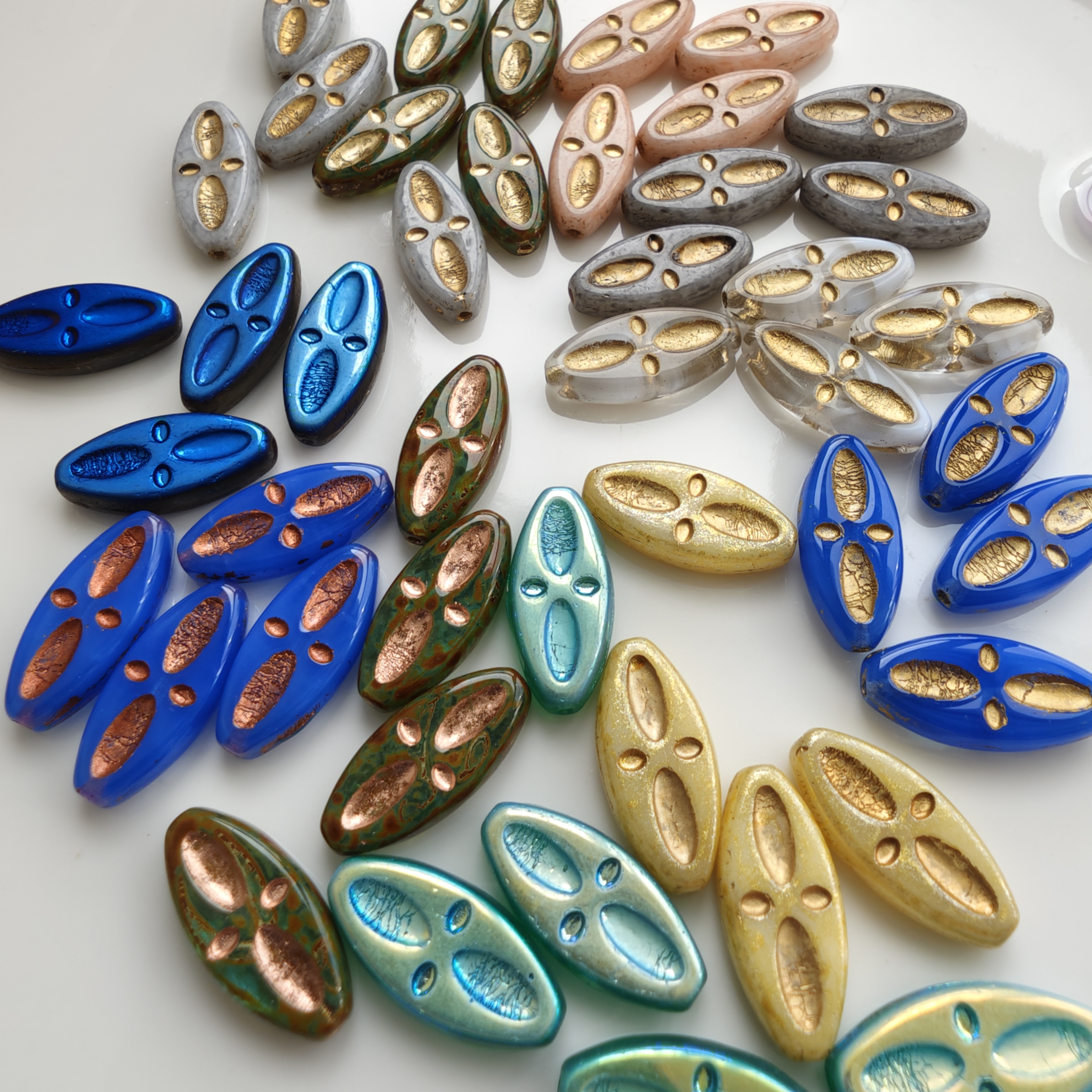 进口捷克珠复古十字花菱形椭圆-20*9mm手工串珠材料diy饰品散珠