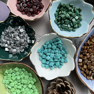 进口捷克正方双孔琉璃珠6mmDIY手工手作材料串珠手工饰品配件