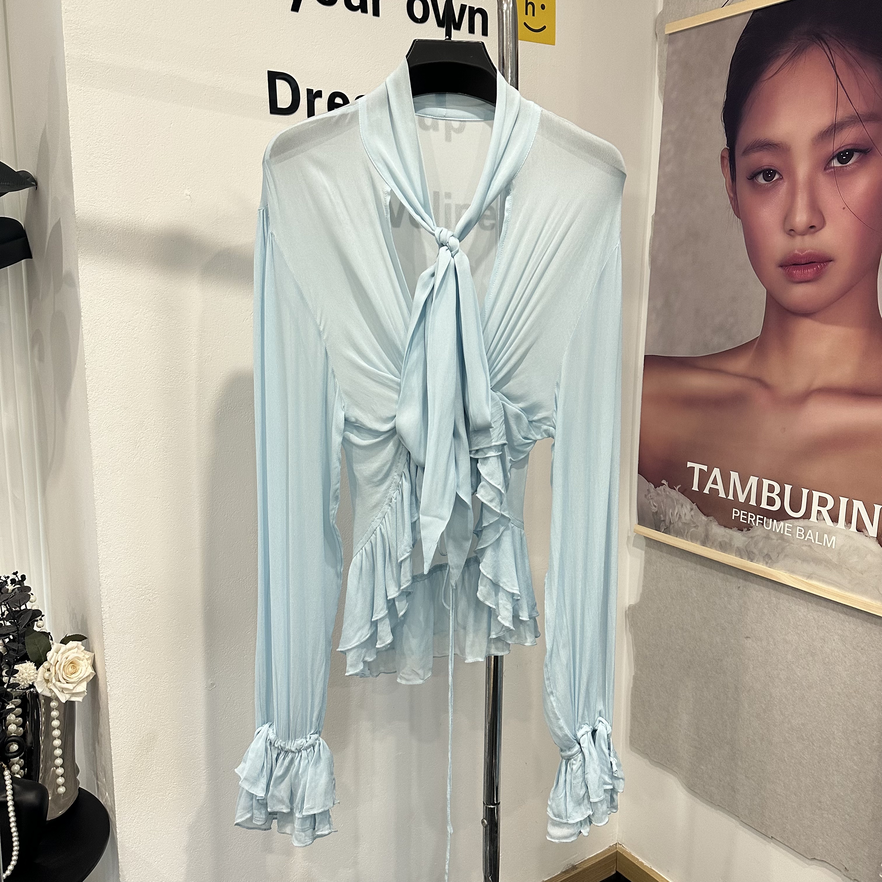 2026春季新款蓝色荷叶边衬衫设计师宽松长袖薄款深v领薄款上衣女