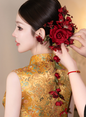 2026新娘复古红色新中式仿真花朵发饰高端订婚结婚敬酒服手工头饰
