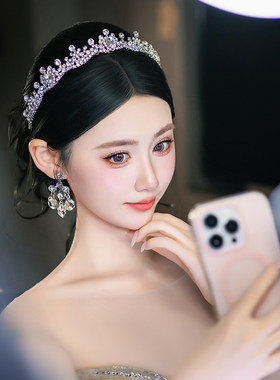 新娘皇冠头饰结婚高端精致公主小皇冠耳环套装成人礼订婚礼服配饰