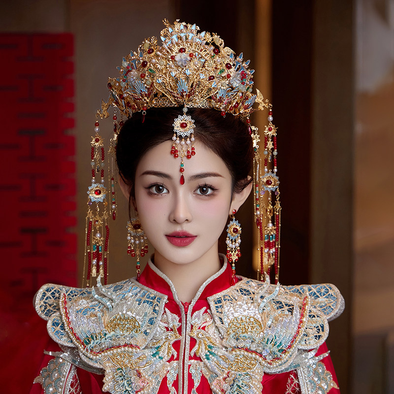 明制凤冠头饰新娘奢华新款汉服发冠中式皇后大婚结婚眉心坠发饰品_虎窝淘
