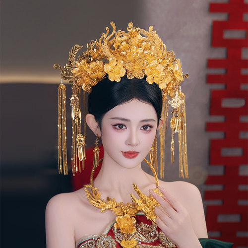 新娘发饰中式婚礼秀禾金色奢华花朵大凤冠敬酒龙凤褂头冠结婚头饰