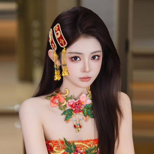 新中式新娘发饰红色高级绒面手工金色福袋流苏复古传统马面裙配饰
