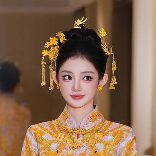 梦瑶金色新娘复古秀禾头饰中式婚礼精致凤凰发簪铃铛流苏汉服发饰