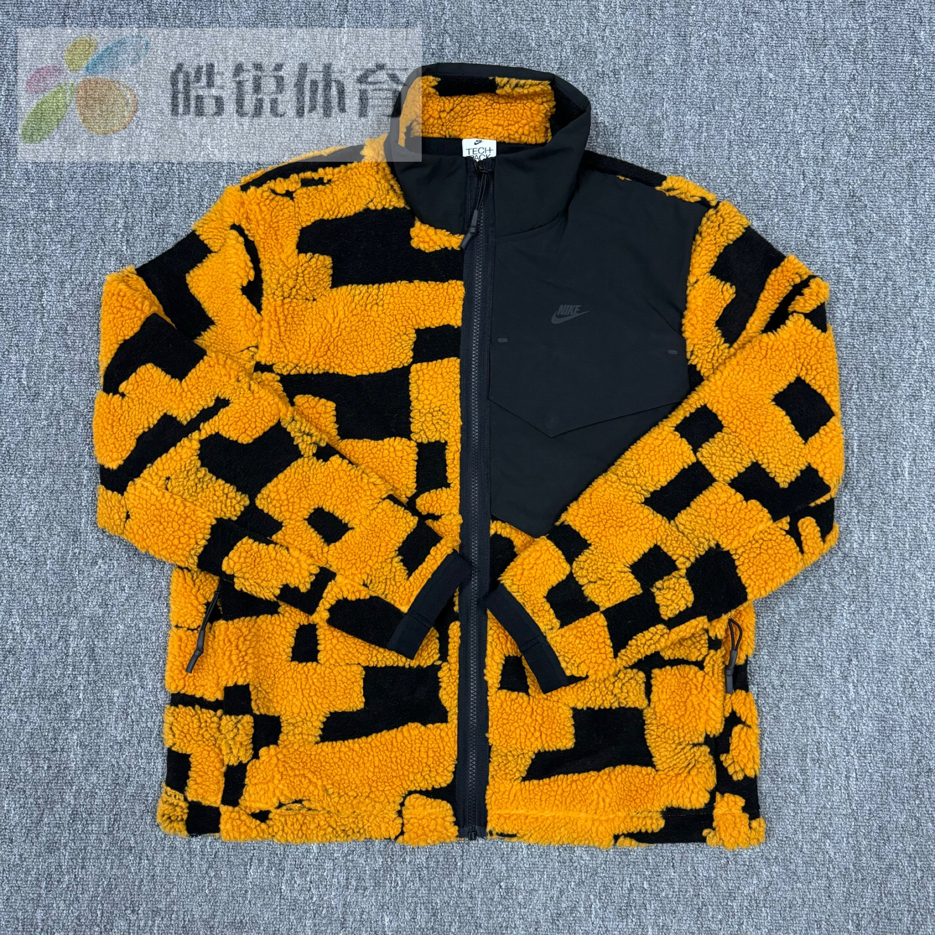 皓锐体育 耐克 Nike 男子休闲羊羔绒立领保暖外套夹克 DD6633-011