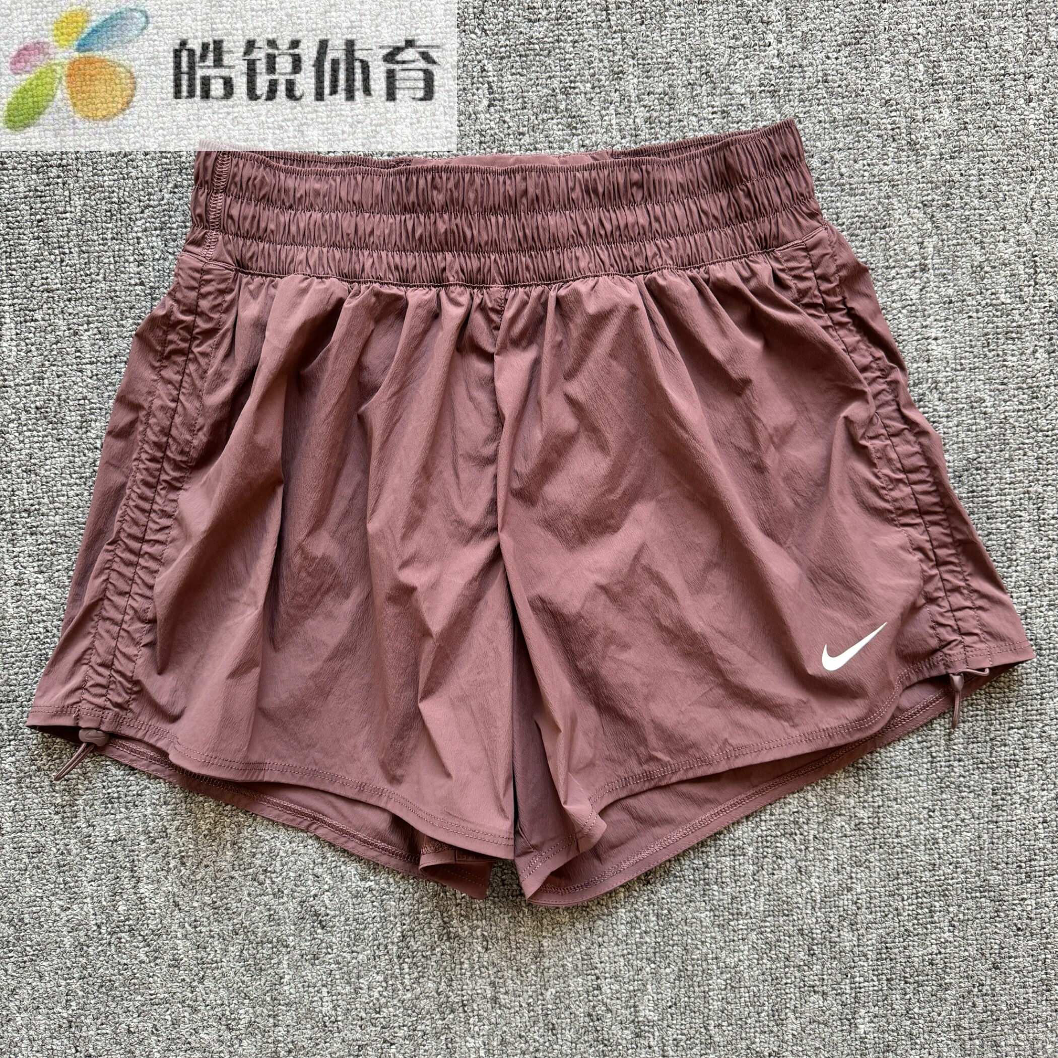 Nike耐克女子新款跑步健身训练轻薄透气梭织运动短裤IB9227-502