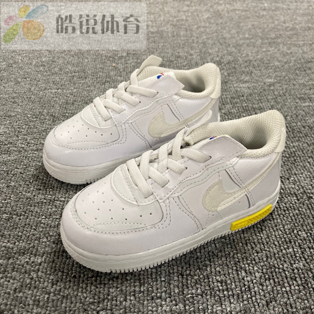 皓锐体育 耐克 Nike Air Force 1 儿童低帮休闲板鞋 DO6147-100,运动鞋new,童鞋/青少年鞋,淘宝优惠券,粉丝福利购,淘宝优惠卷