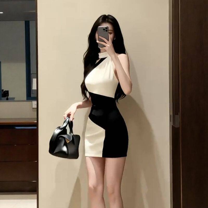 纯欲风性格辣妹挂脖收腰拼接连衣连衣裙