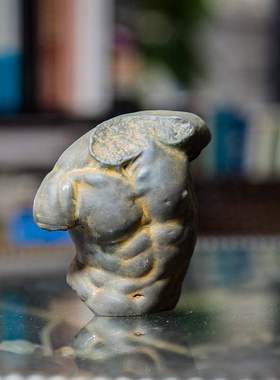 古希腊男性躯干欧式艺术桌面装饰人物小摆件仿铸铁雕塑手工装饰品