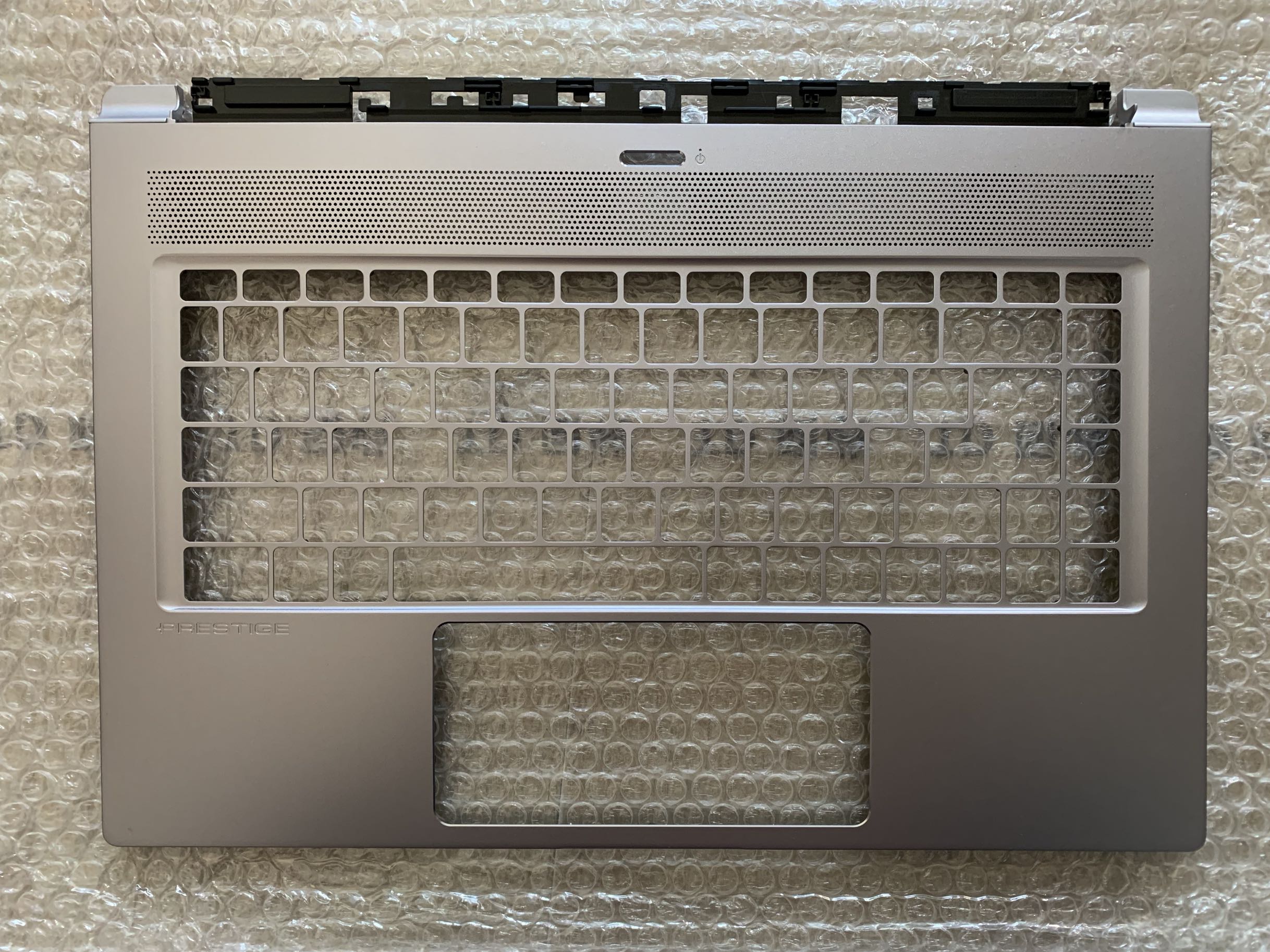 绝影GS65MS-16Q5主机上盖微星