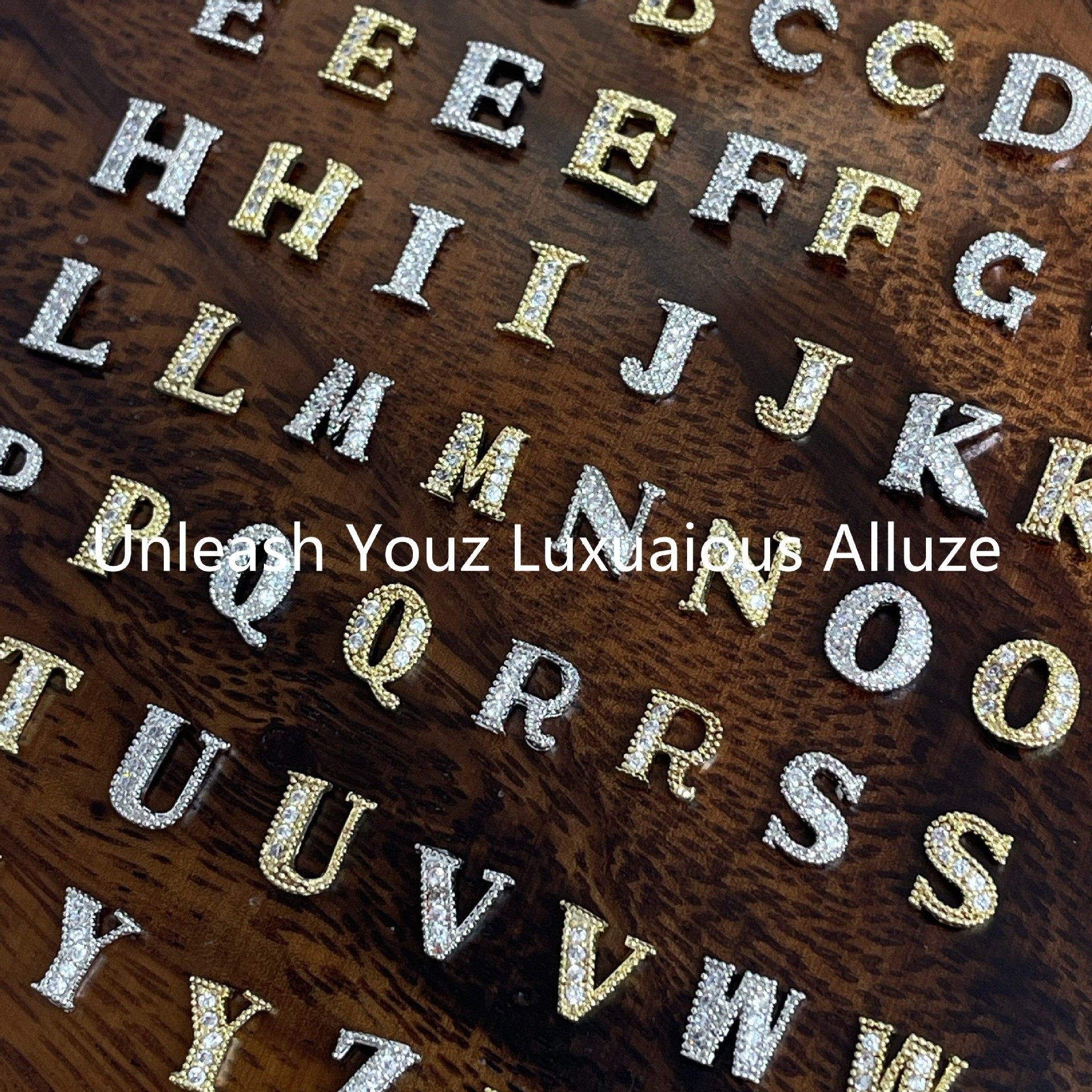 1颗美甲钻478合金属锆石金银色26英文字母美甲饰品指甲立体外贸,彩妆/香水/美妆工具,指甲装饰,淘宝优惠券,粉丝福利购,淘宝优惠卷