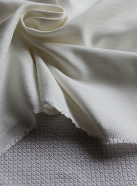 新品纯棉双层棉纱本白色纯色人字纹柔软服装面料130cm宽1米价