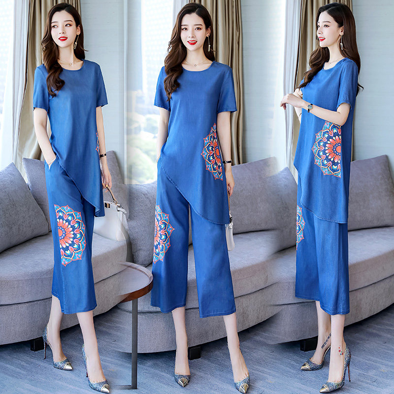 时尚套装女阔腿裤两件套夏装2019新款女装印花显瘦洋气御姐套装裤在类目 女装/女士精品, 套装/学生校服/工作制服, 时尚套装中 - 来自Buy2taobao.com提供专业的淘宝代购服务