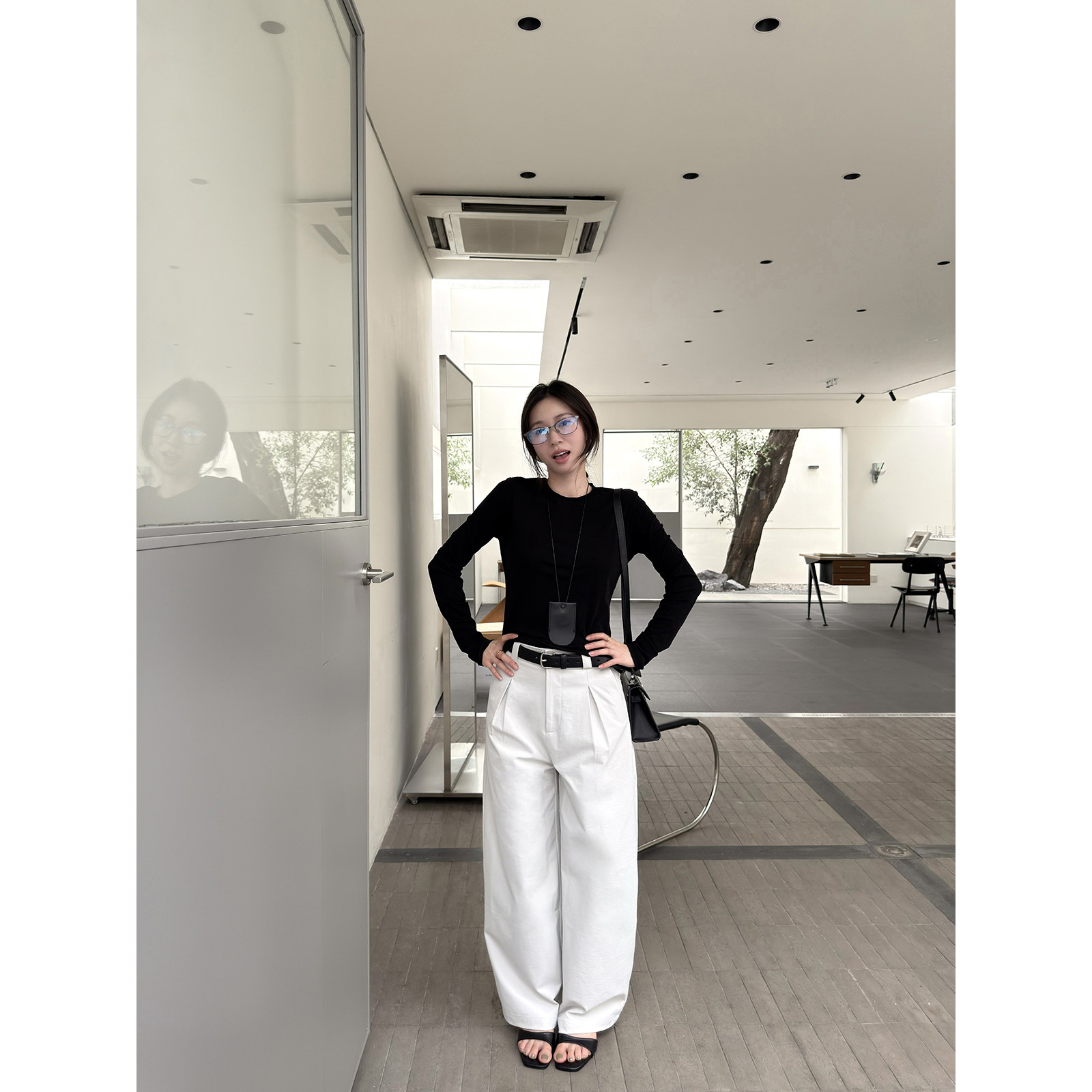 夏季抗皱透气极易打理直筒长裤女图片