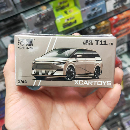 拓意164小鹏X9合金汽车模型