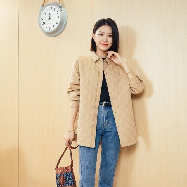 YUN韫2025年冬季通勤风棉袄女士夹棉长袖衬衫中长款宽松纯色外套
