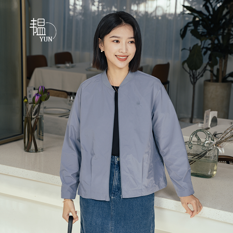 YUN韫2025秋季福利宽松女装螺纹棒球领门襟拉链夹克式短风衣外套